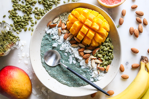 Acai-Mango Chia Smoothie Bowl