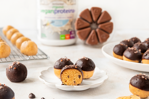 Vegan Protein Cookie Dough Balls